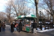 Kiosco de comida en el parque.